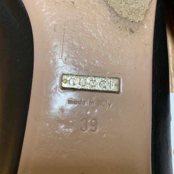 Gucci Rivet Flats - Picture 4 of 8